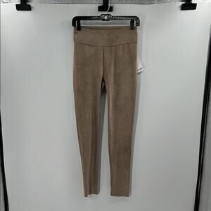 Splendid Faux Suede Pull on Pants - Camel - XS - New with tags